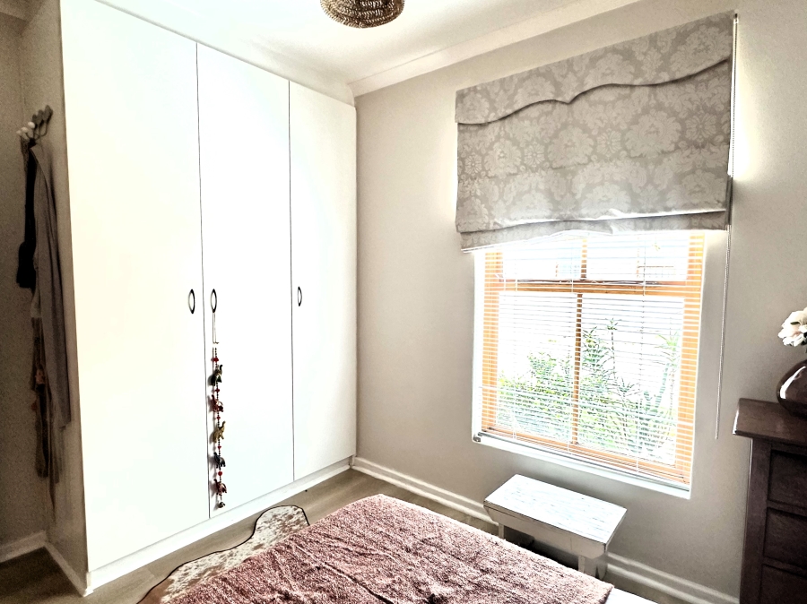 To Let 3 Bedroom Property for Rent in Riebeek West Western Cape